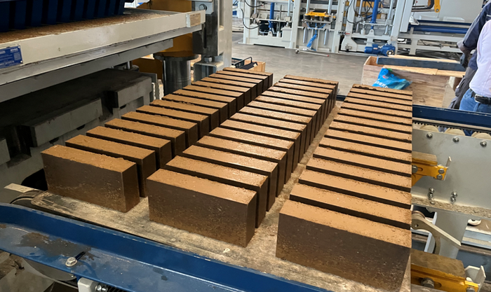 I-ZN1500 Umatshini wokwenza izitena ngokuZenzelekileyo uxhobisa iMpuma yeTshayina uMthengi kuSetyenziso lweSibonelelo seSludge